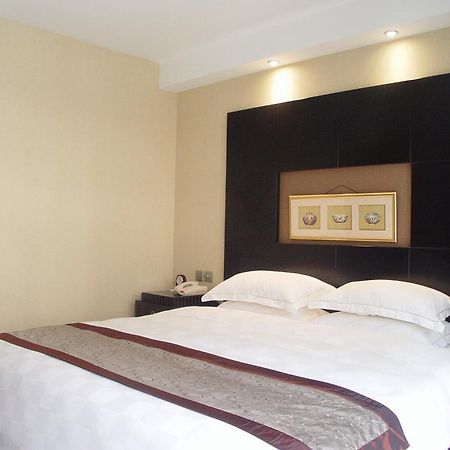 Howard Johnson Palm Beach Resort Shanghai Chambre photo